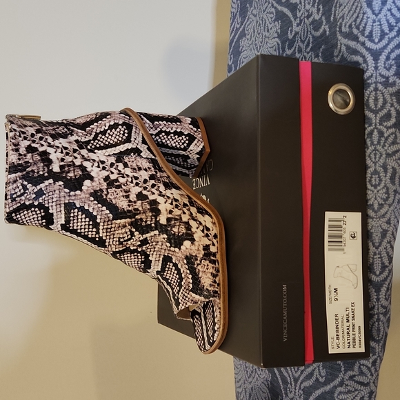 Vince Camuto open toe booties with a block heel - Picture 1 of 5